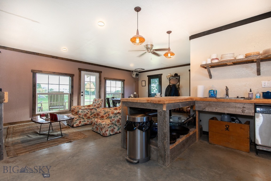 858 Lower Sweet Grass Property Photo 48