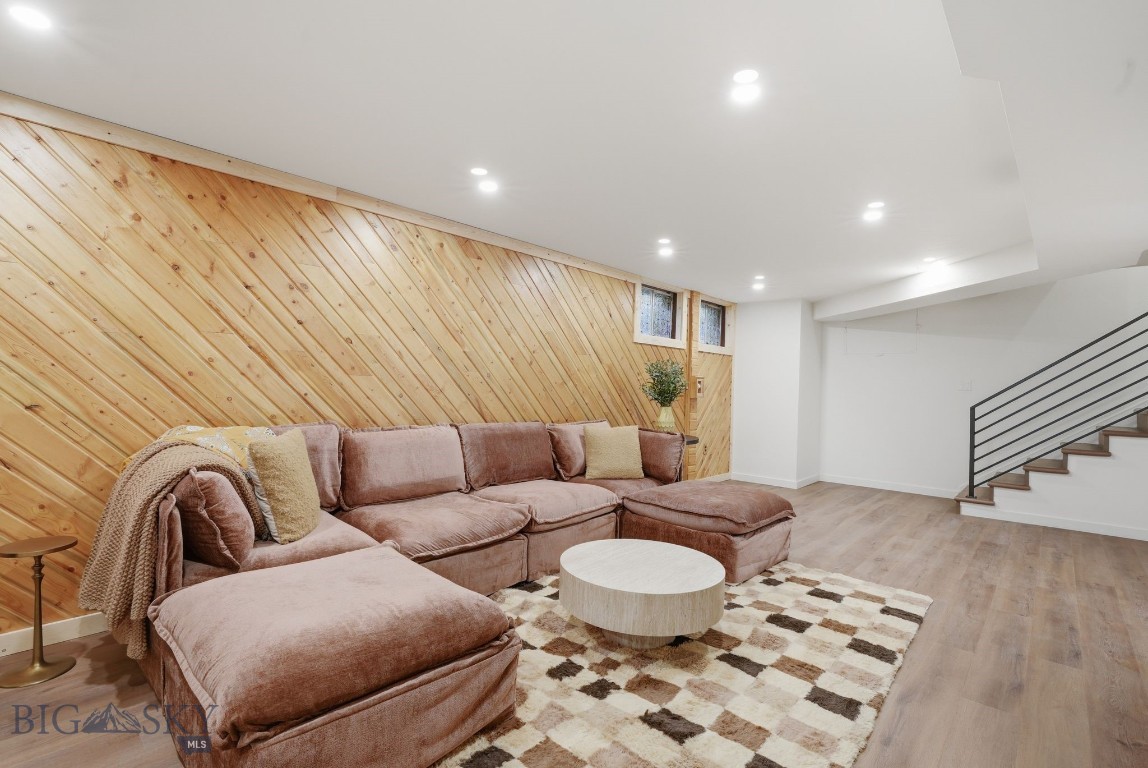 117 Henderson Property Photo 34