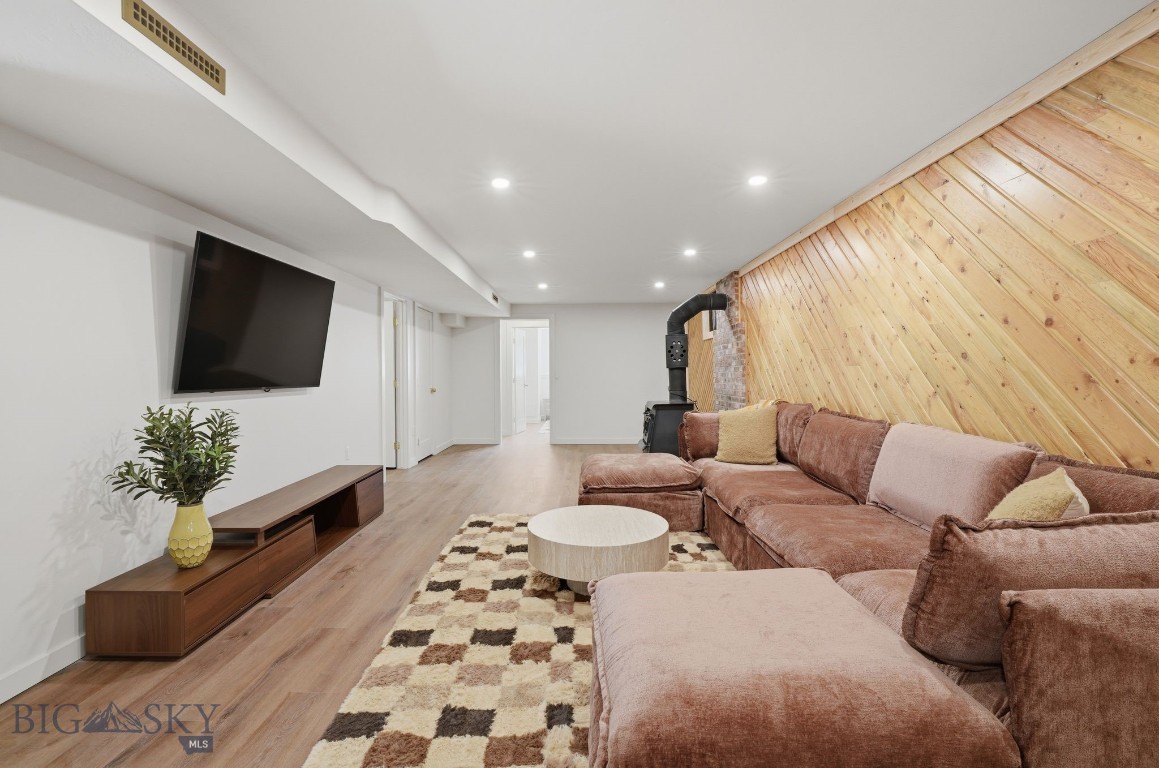 117 Henderson Property Photo 36