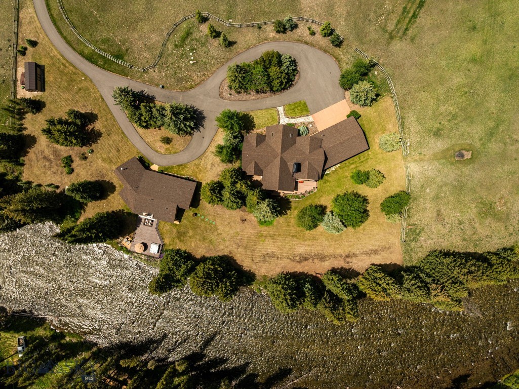 42530 Gallatin Road Property Photo 6