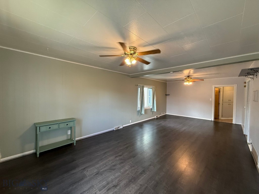 616 Cedar Street Property Photo 7