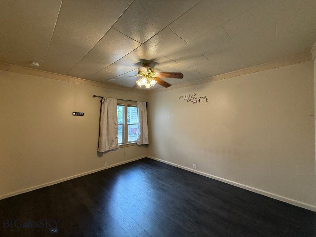 616 Cedar Street Property Photo 11