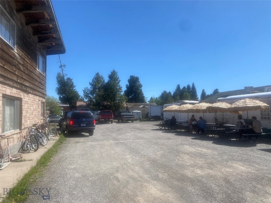 128 Firehole Avenue Property Photo 8