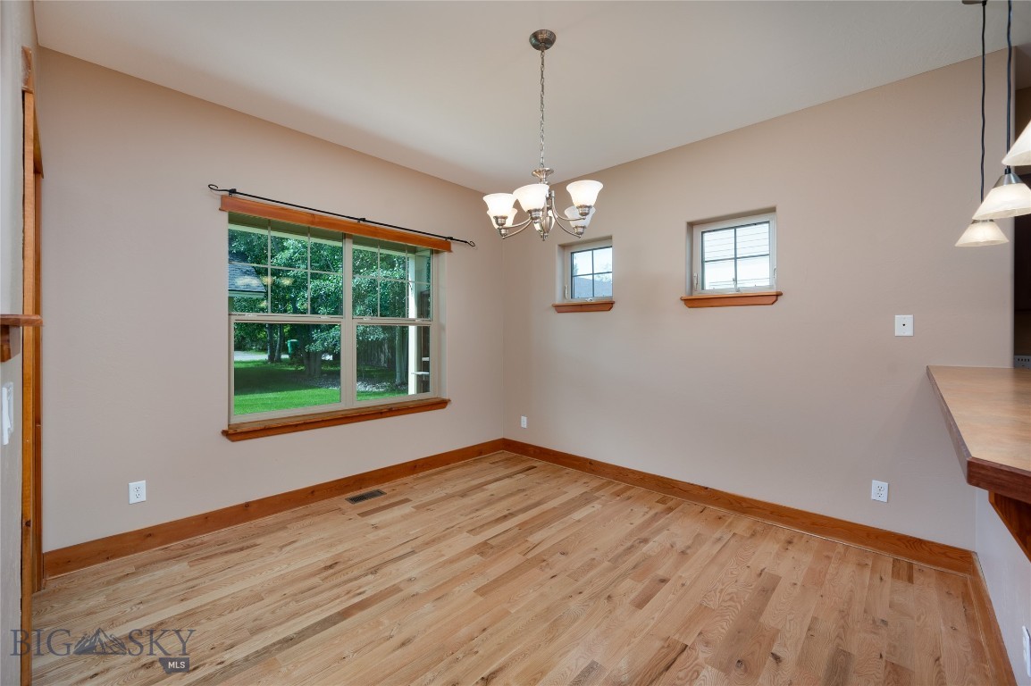 4236 Monroe Drive E Property Photo 25