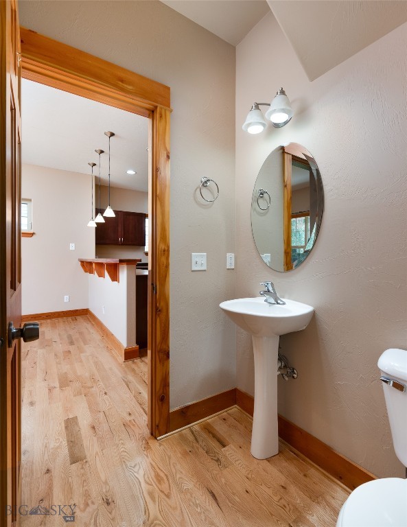 4236 Monroe Drive E Property Photo 26