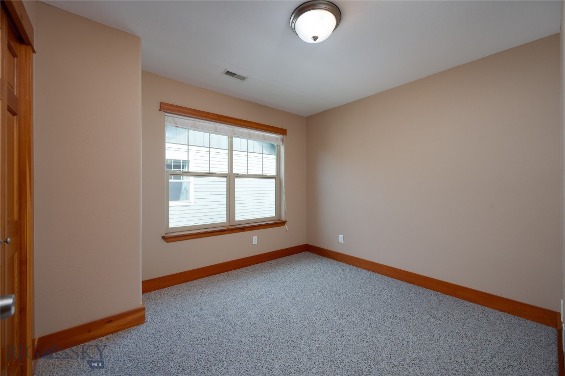4236 Monroe Drive E Property Photo 30