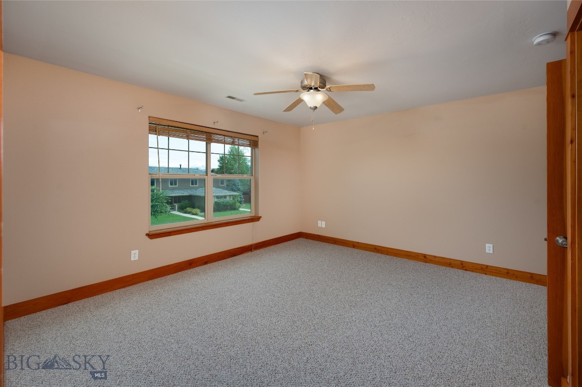4236 Monroe Drive E Property Photo 33