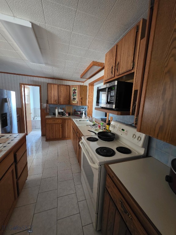 331 N Walnut St Property Photo 12