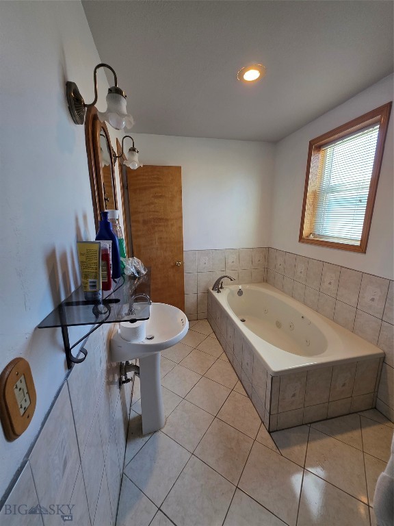 331 N Walnut St Property Photo 15