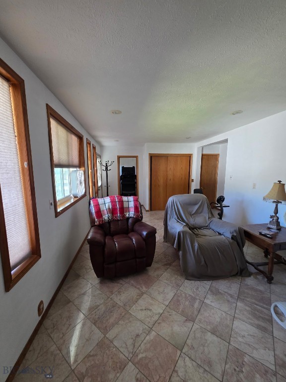 331 N Walnut St Property Photo 16
