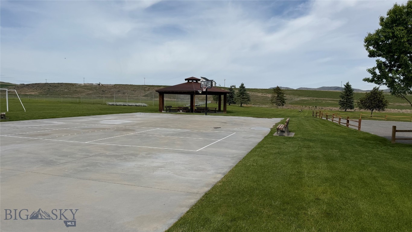 108 Rolling Prairie Way Property Photo 29