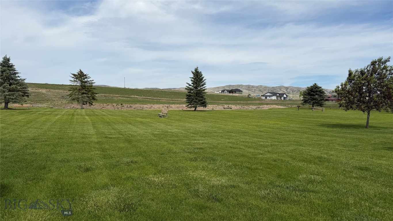 108 Rolling Prairie Way Property Photo 31