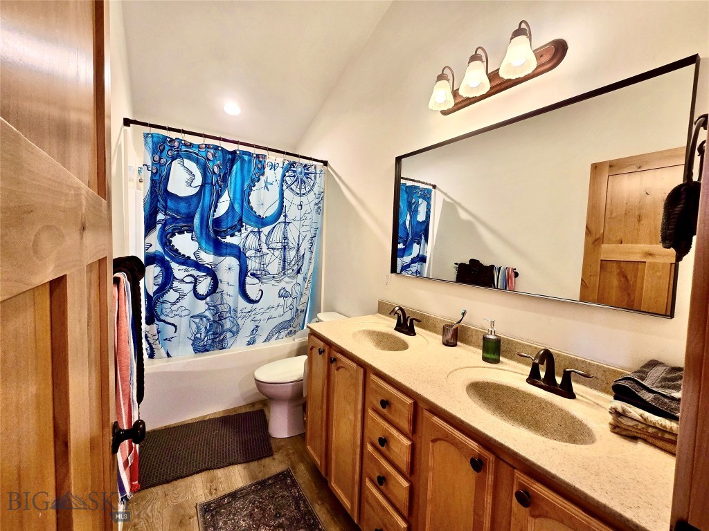 5 Horse Pasture Lane Property Photo 16