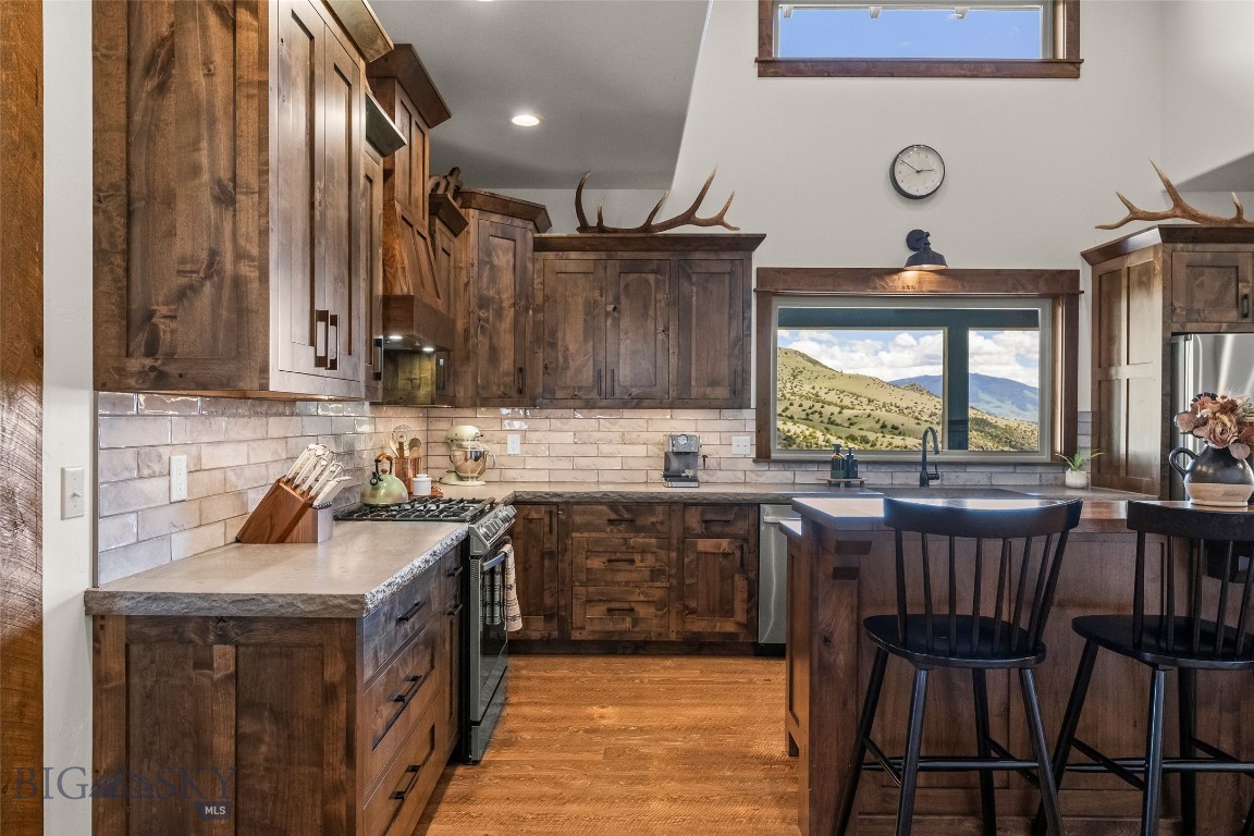 54 Antelope Butte Road Property Photo 8