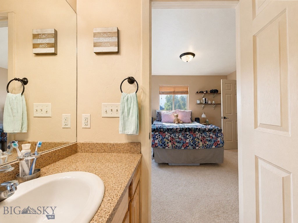 2756 Marlyn Court A Property Photo 25