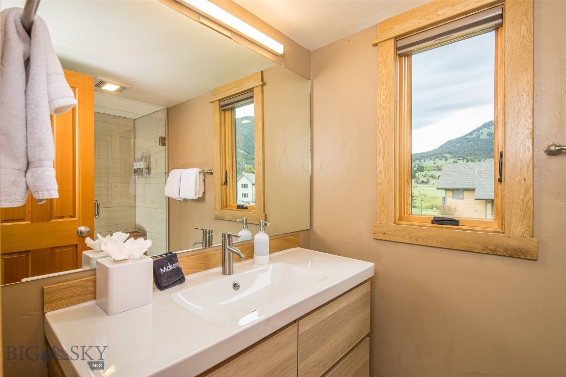 2225 Black Otter 56 Property Photo 14