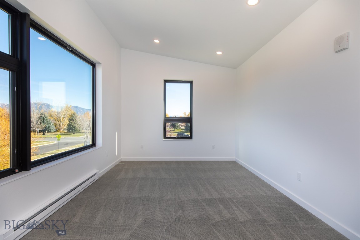 4204 Ravalli 203 Property Photo 20