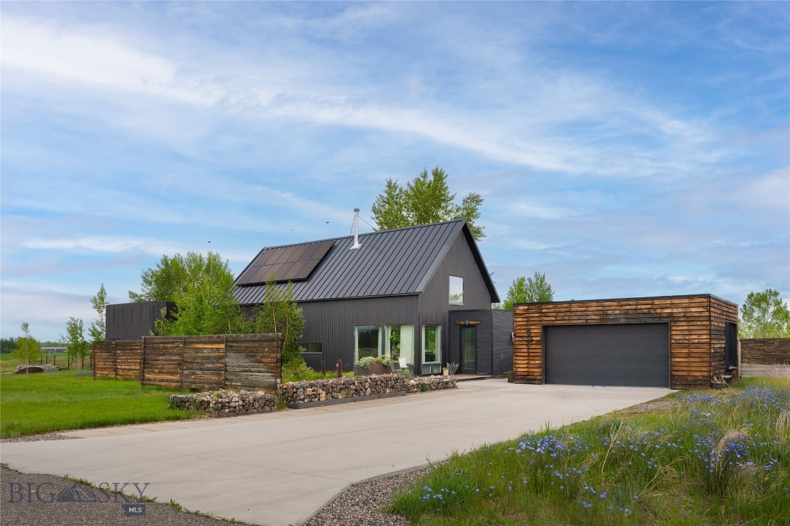 31 Ladybug Property Photo 2