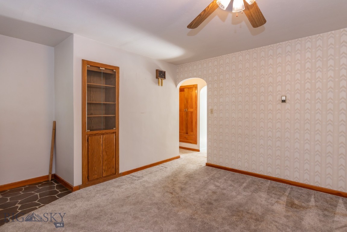 428 N Willson Avenue Property Photo 4