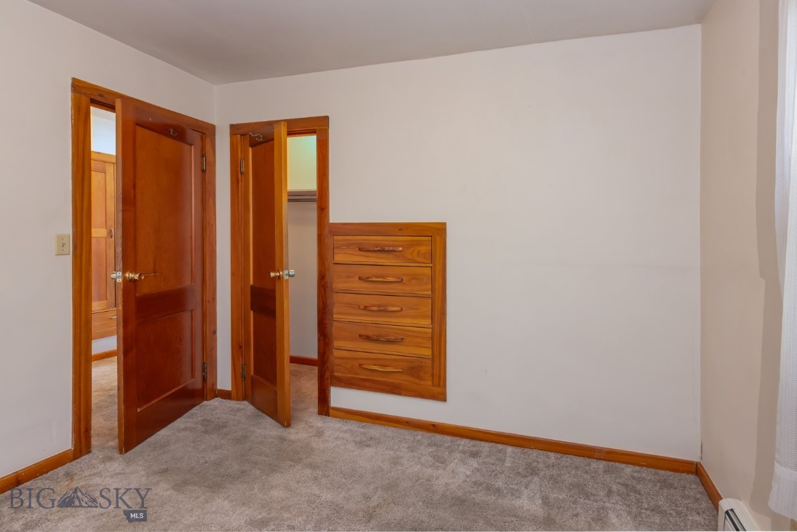 428 N Willson Avenue Property Photo 15