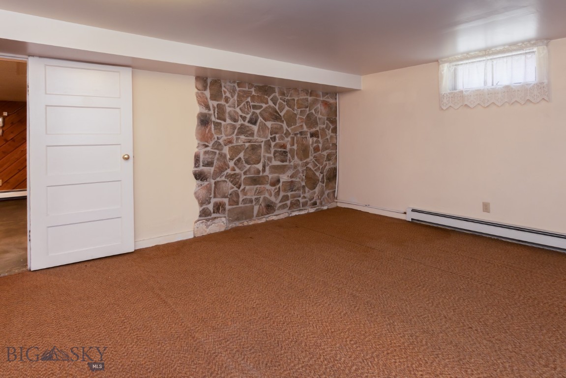 428 N Willson Avenue Property Photo 24