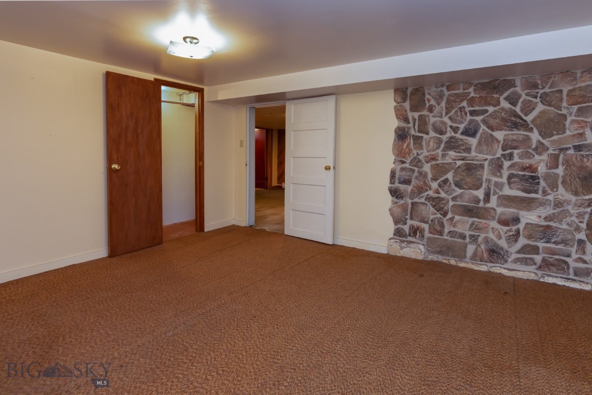 428 N Willson Avenue Property Photo 25