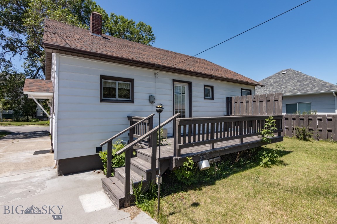 428 N Willson Avenue Property Photo 31