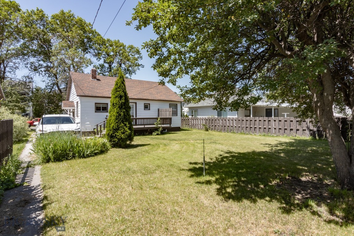 428 N Willson Avenue Property Photo 33