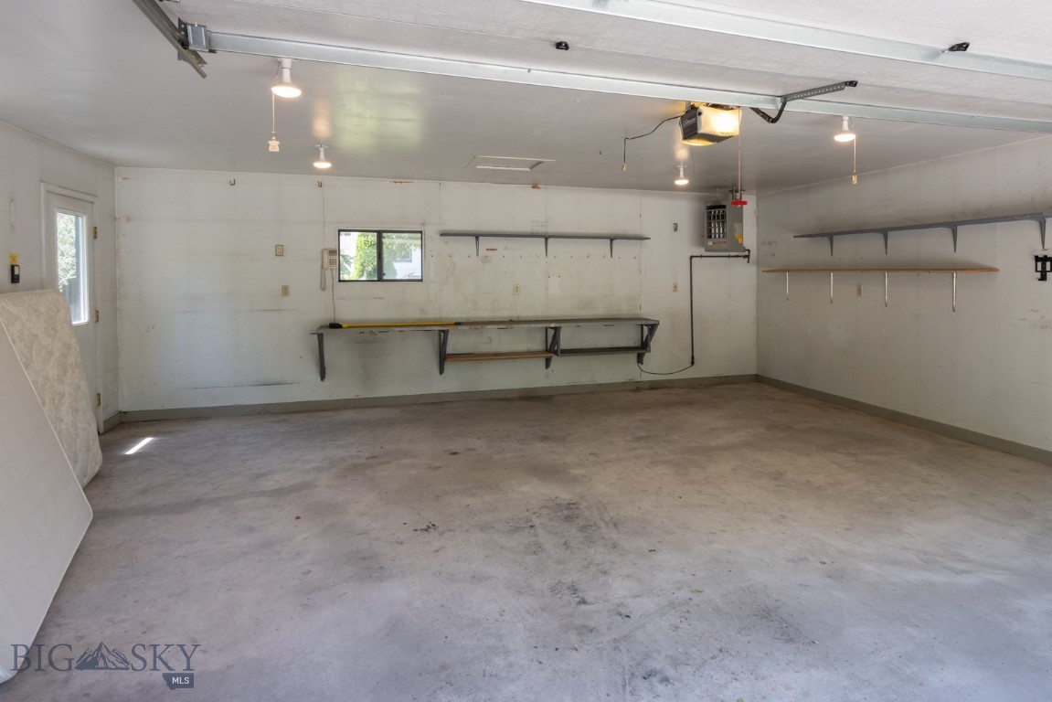 428 N Willson Avenue Property Photo 40
