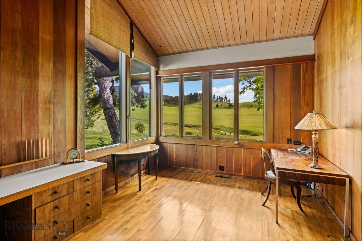 412244 Property Photo 24