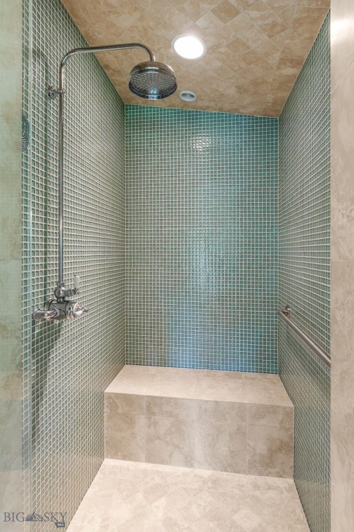 412244 Property Photo 35