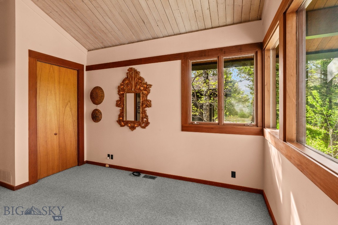 412244 Property Photo 39
