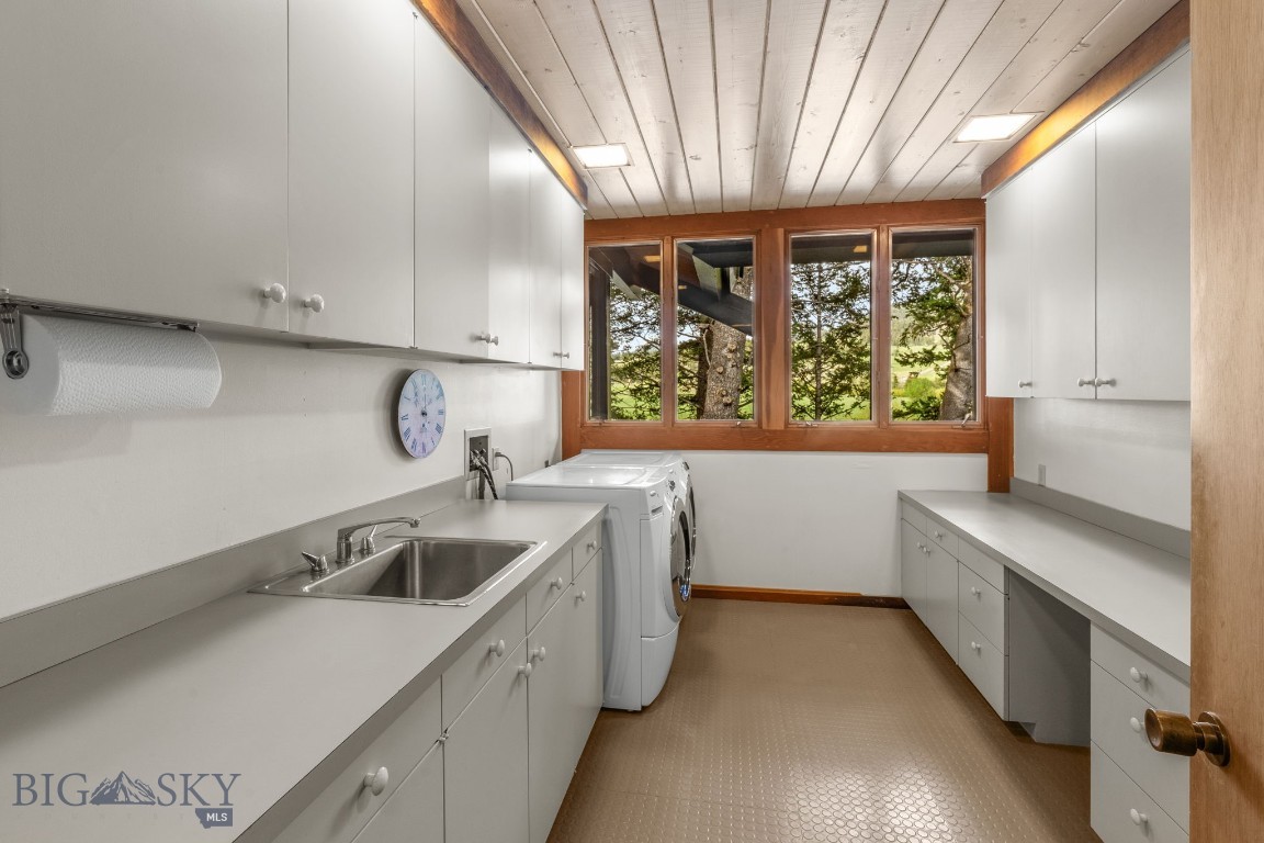 412244 Property Photo 40