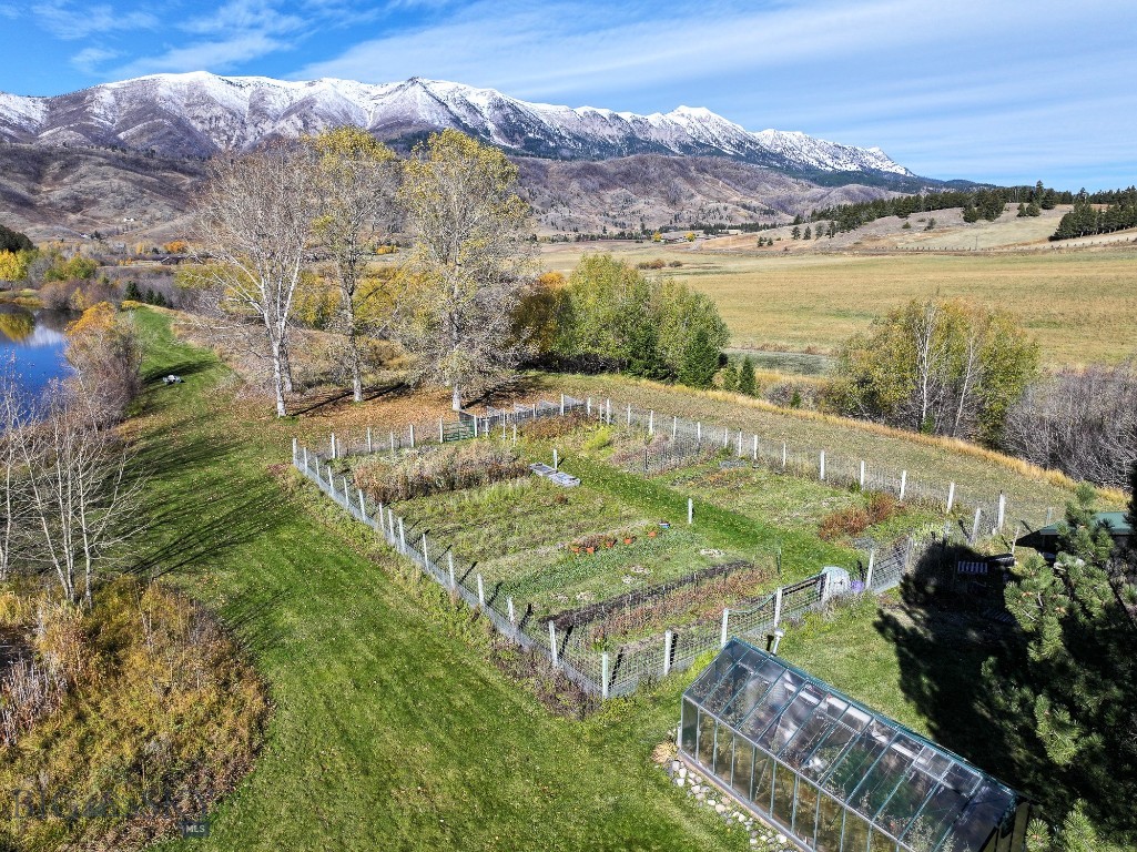 412244 Property Photo 61