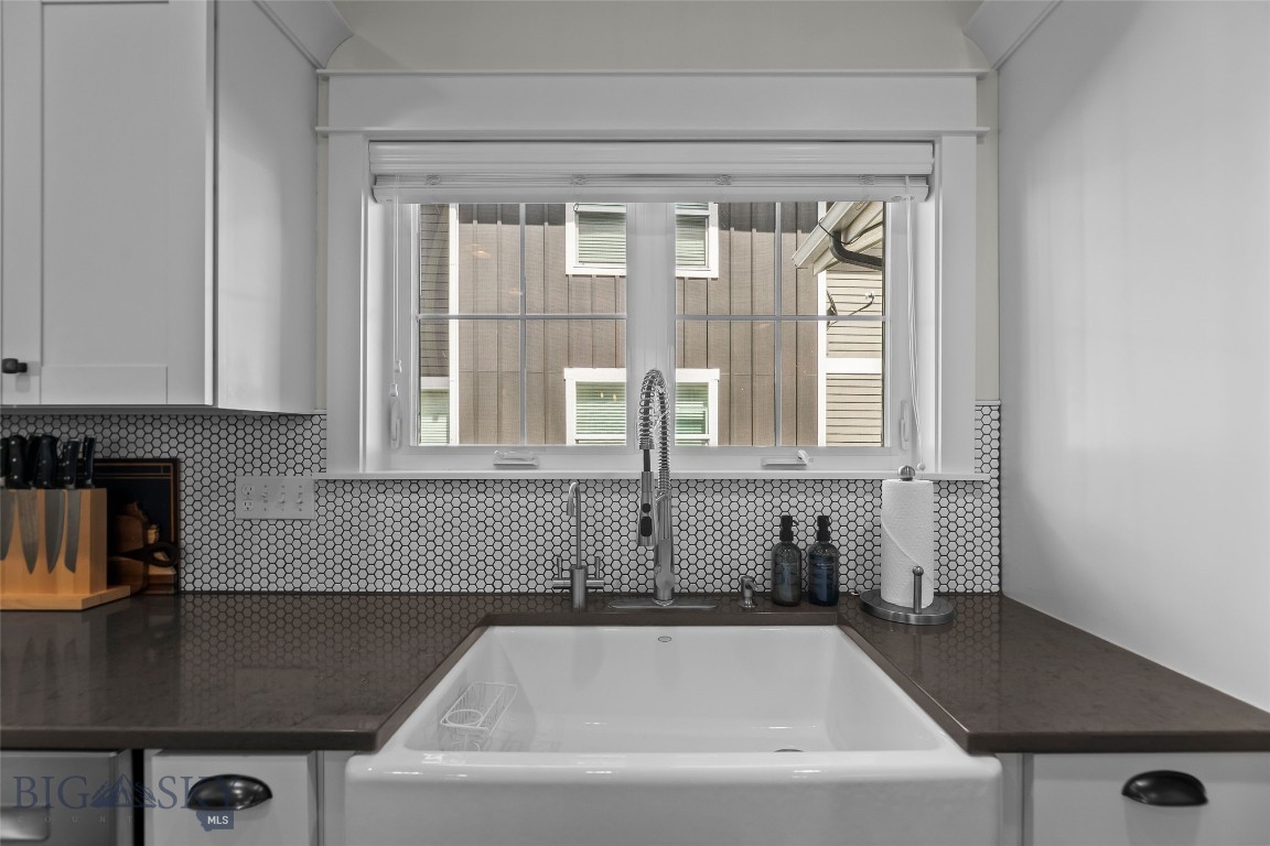 4445 Perry Street Property Photo 14