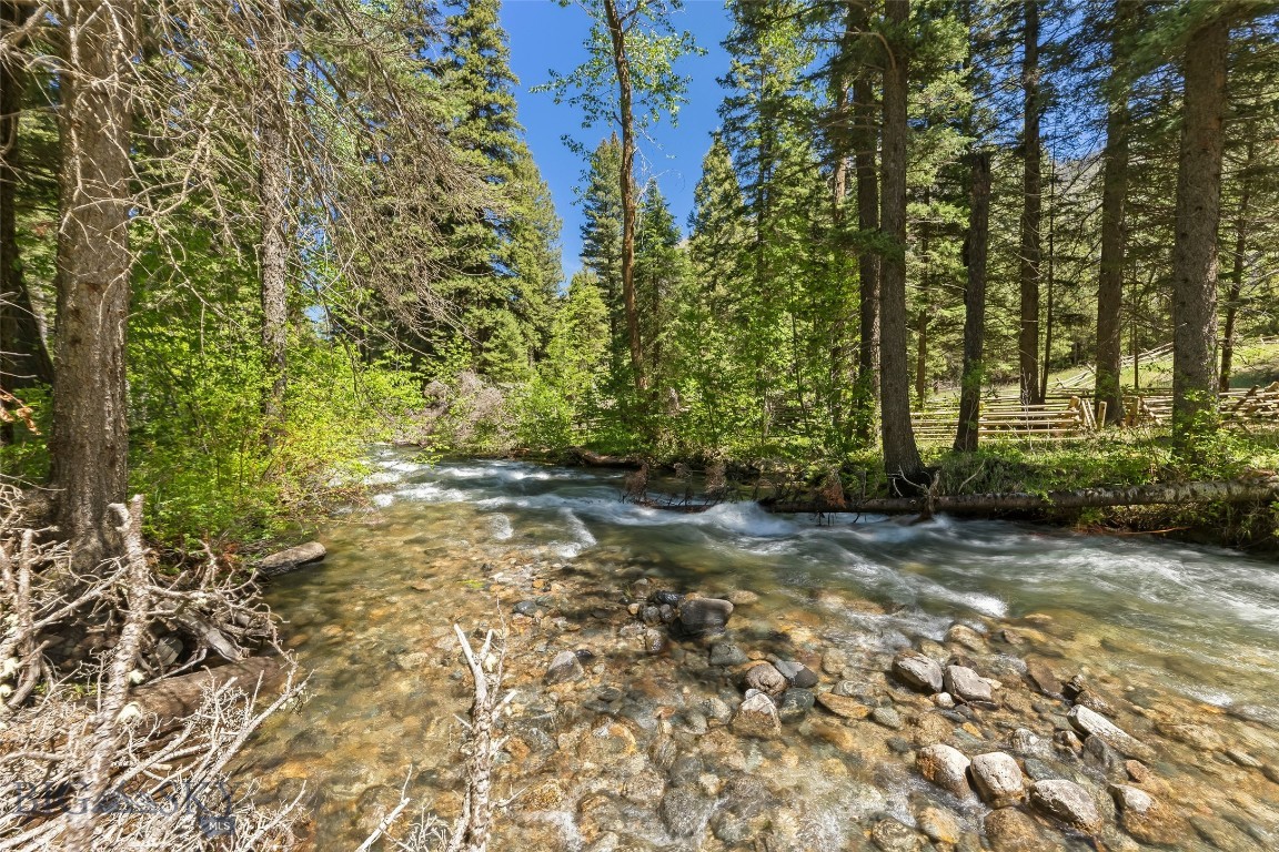 23 Whispering Pines Way Property Photo 14