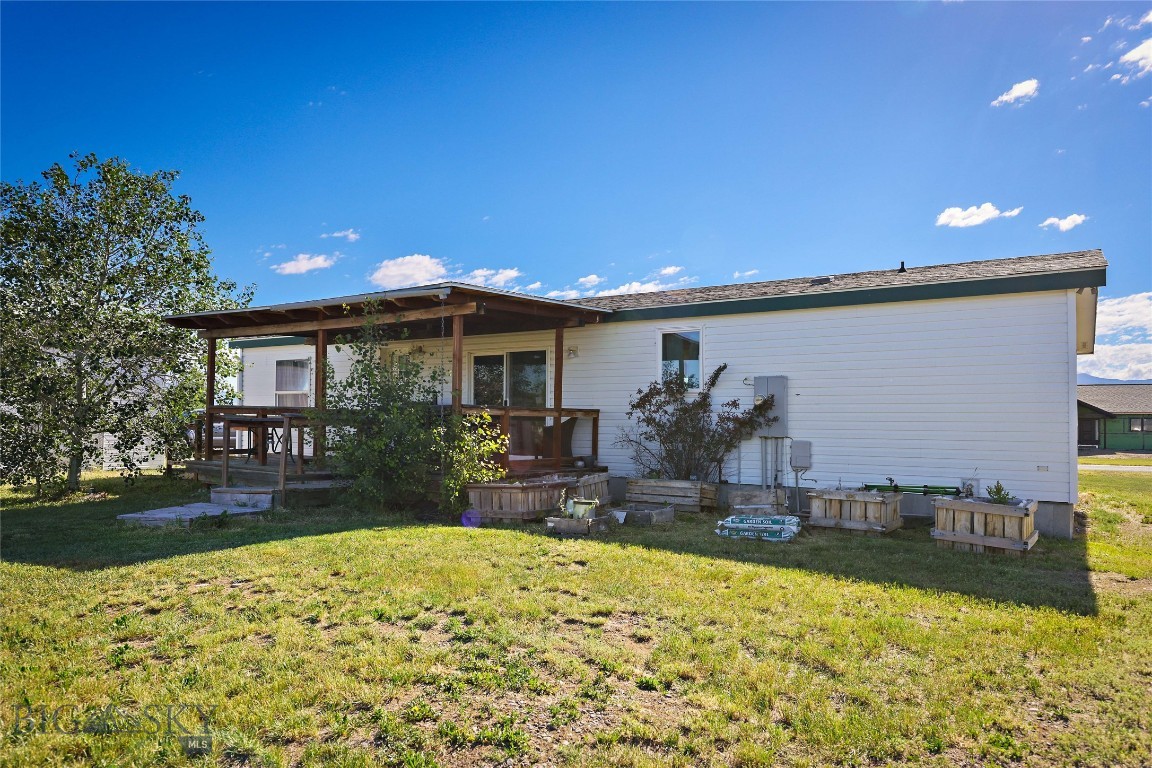 295 Astor Ave Property Photo 40