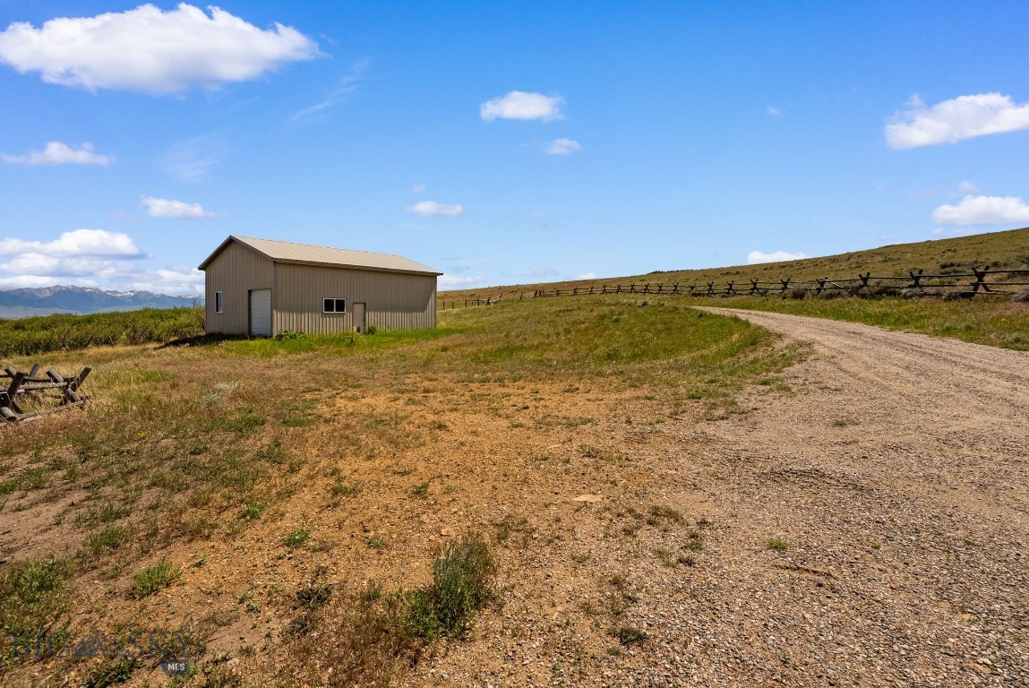 124 Two Bumps E Property Photo 77