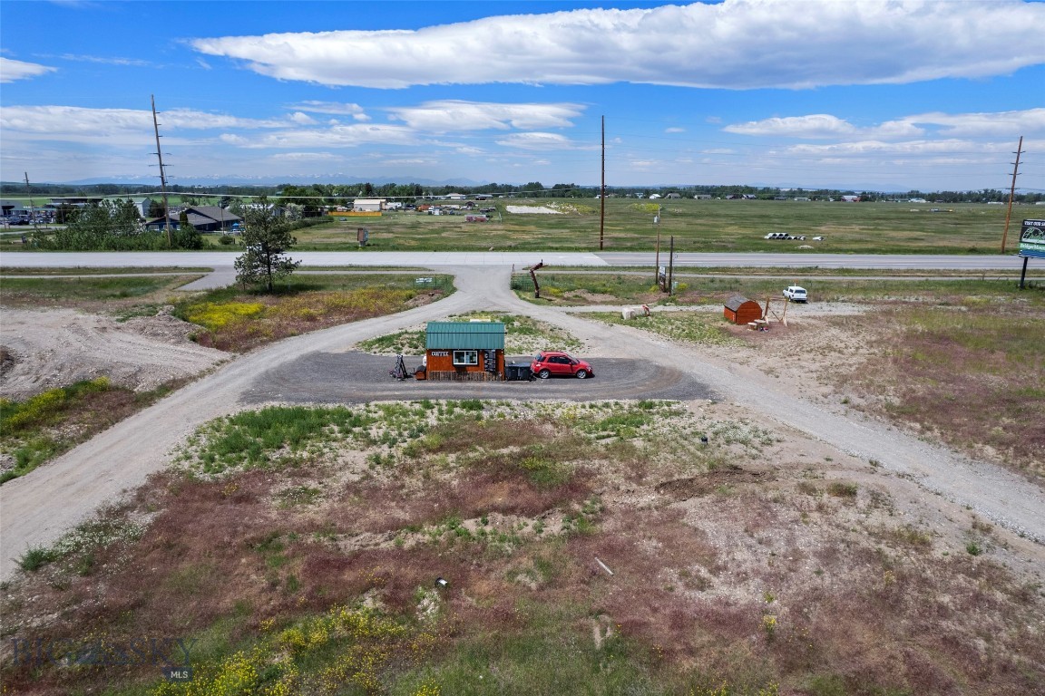 5102 Jackrabbit & 15 E Cameron Bridge Property Photo 18