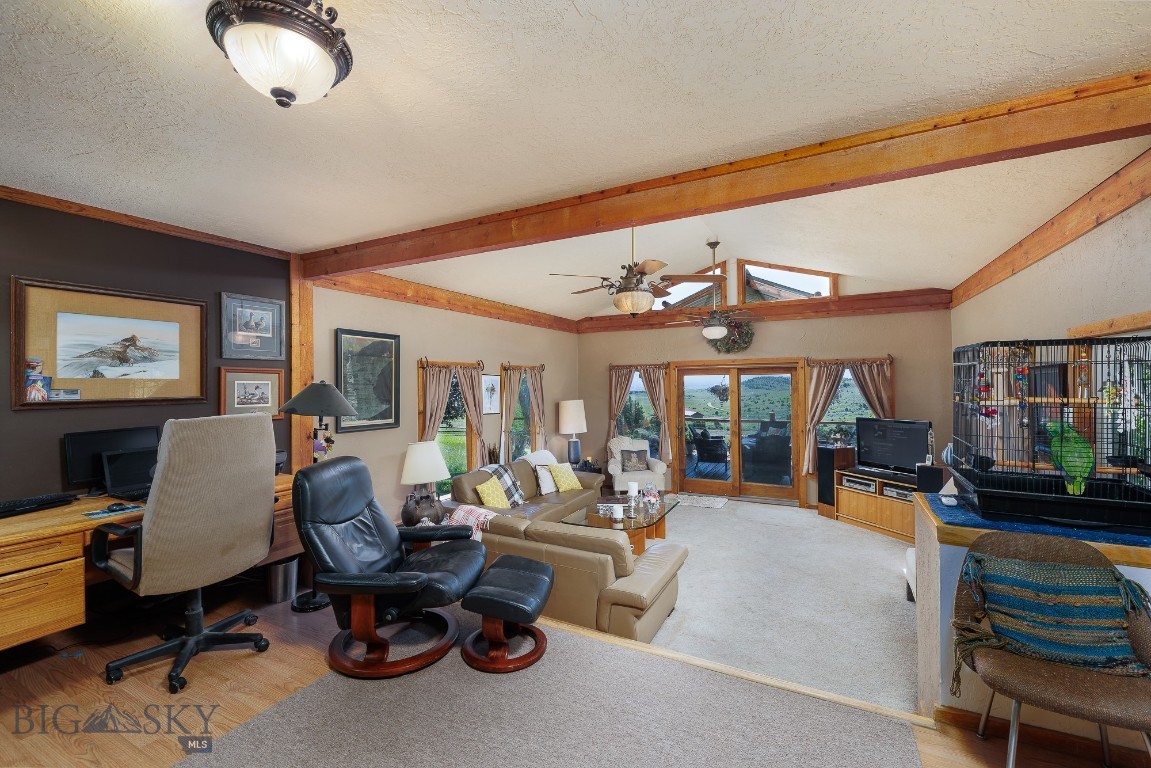 109 Dry Creek Trail Property Photo 23