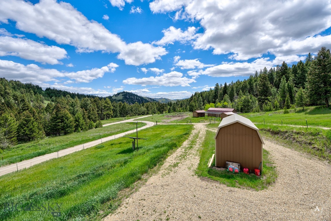412292 Property Photo 6
