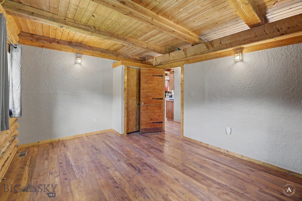 412292 Property Photo 18