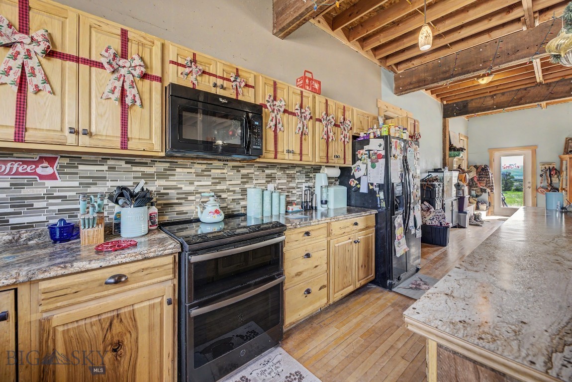 412295 Property Photo 7