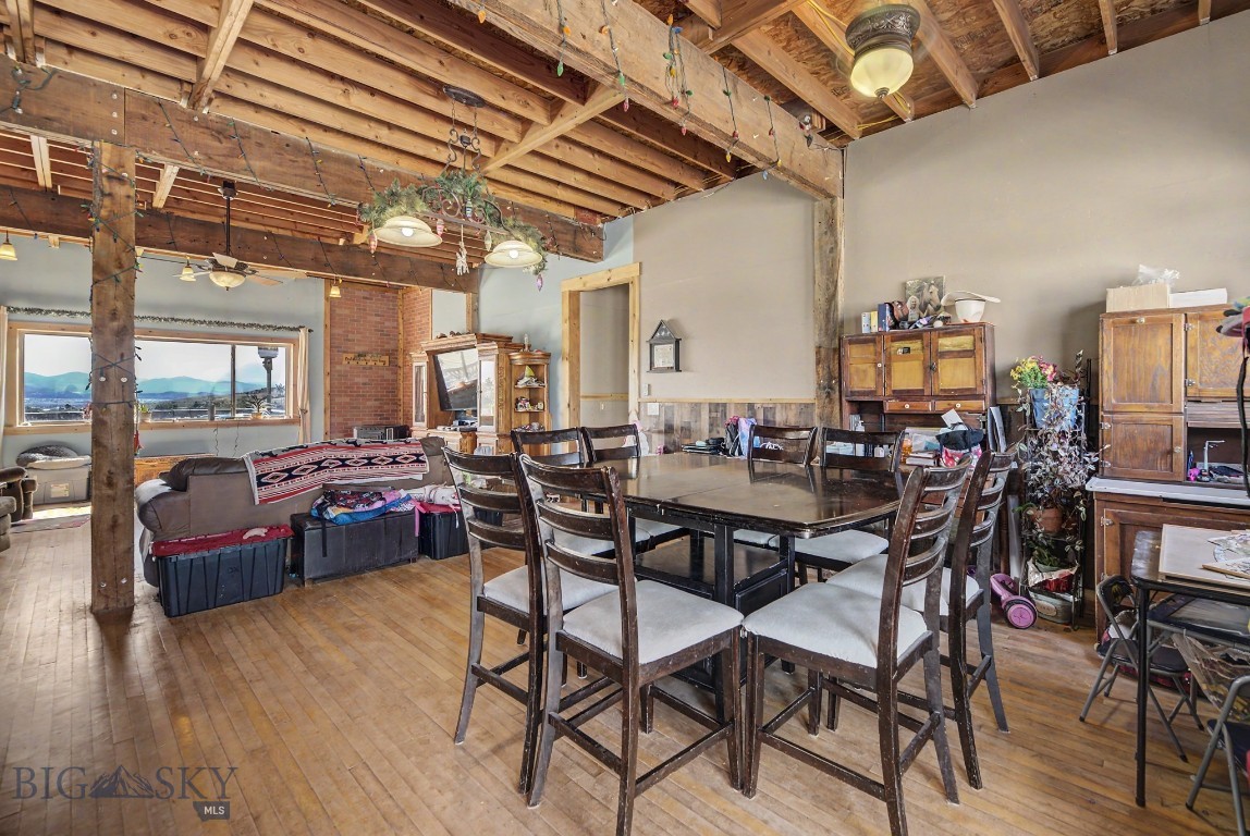 412295 Property Photo 8