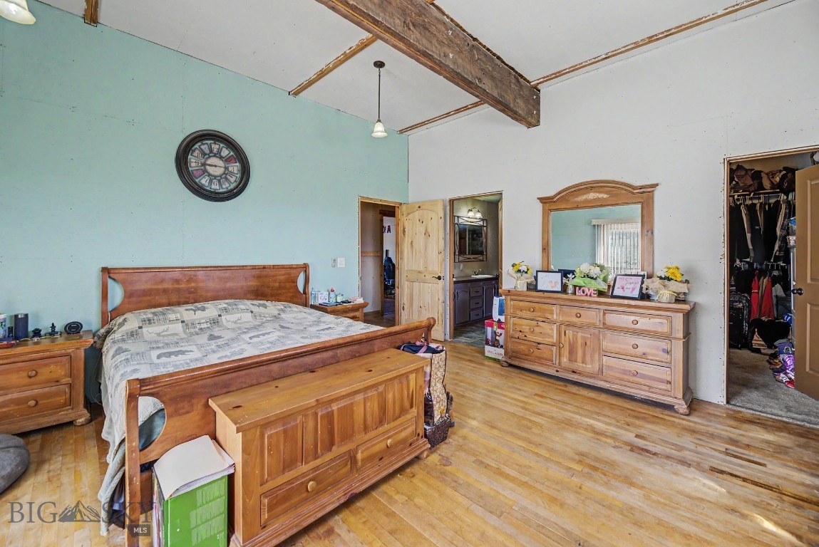 412295 Property Photo 15