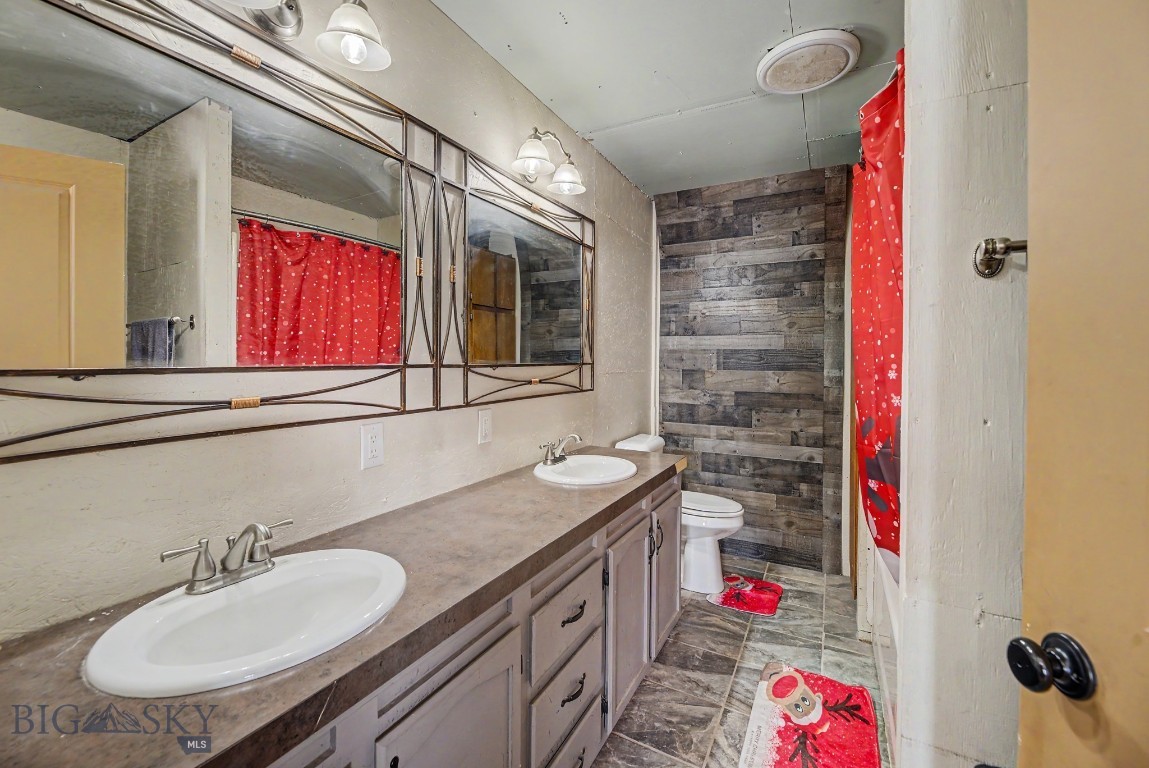 412295 Property Photo 17
