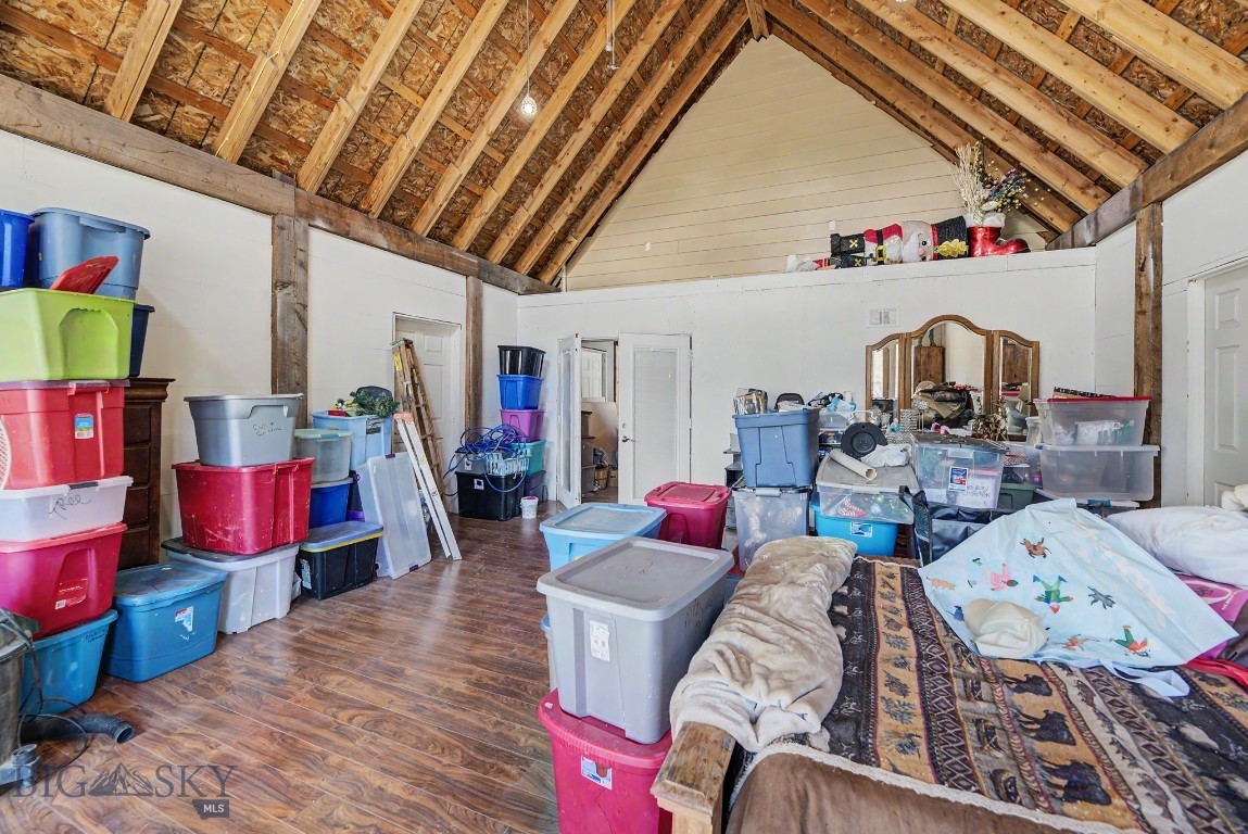 412295 Property Photo 30