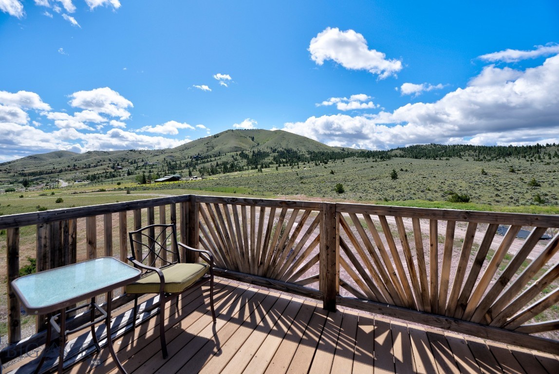 412295 Property Photo 31
