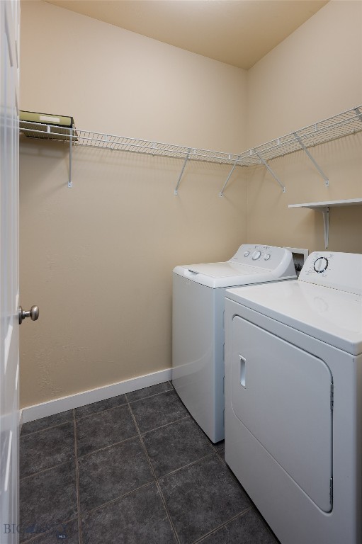 712 Forestglen Drive B Property Photo 15