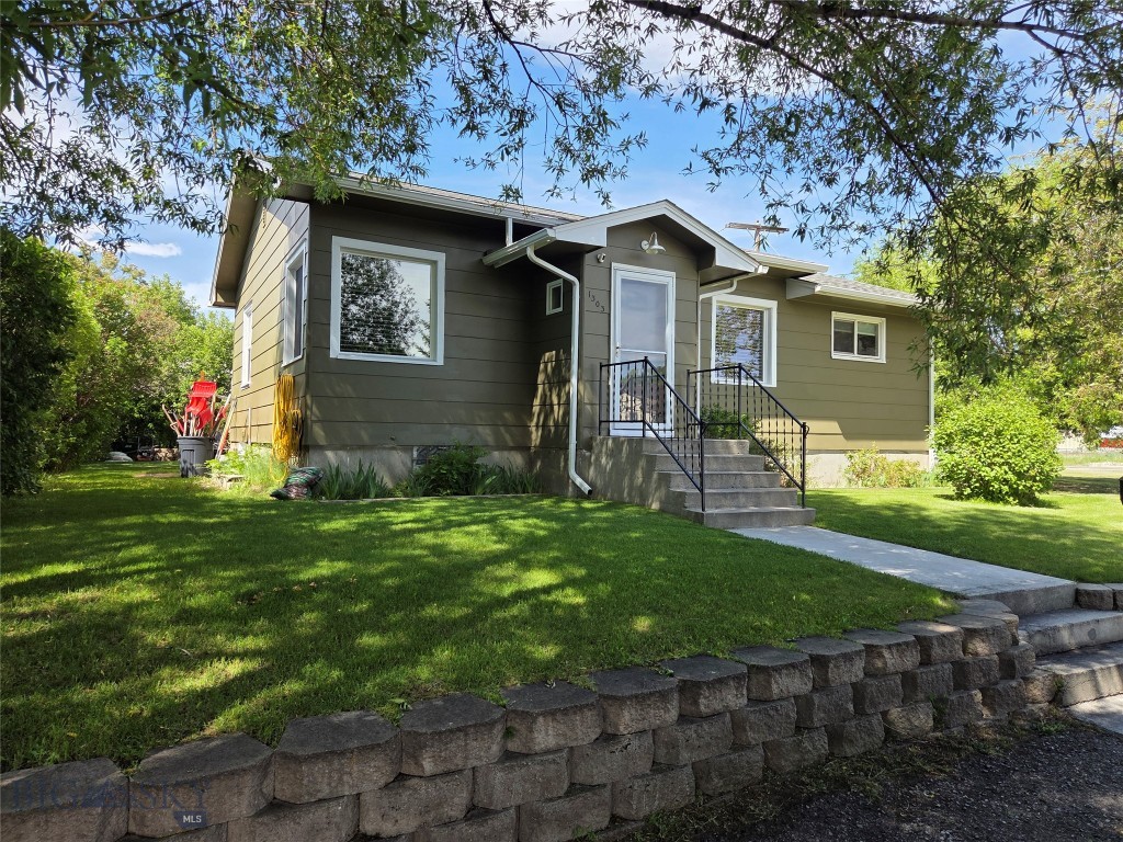 1303 C Property Photo 2